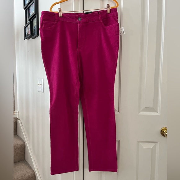 Roz & Ali NWT Corduroy Jeans - size 16 - Picture 1 of 6